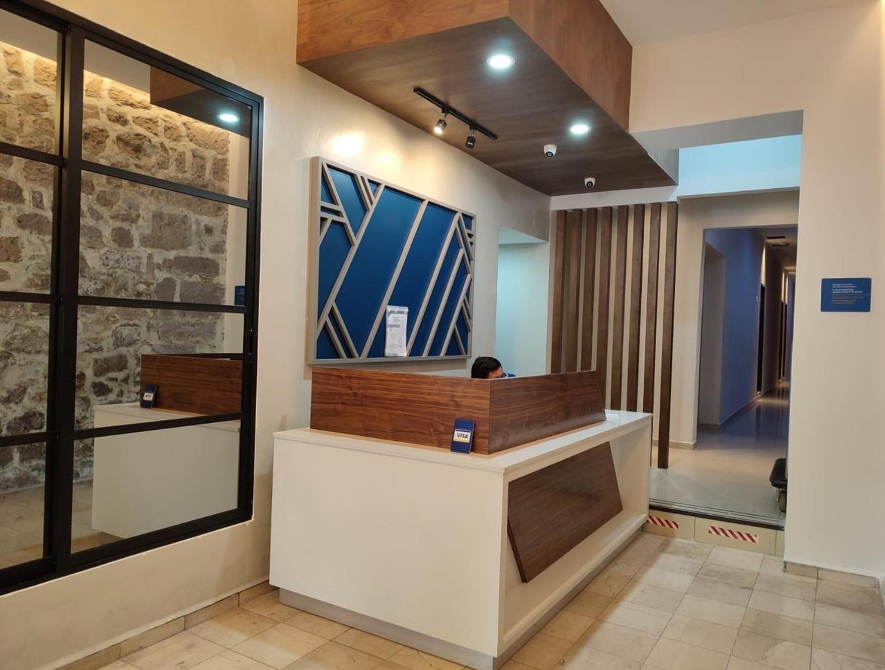 Holiday Inn Express Morelia Centro Historico Bagian luar foto