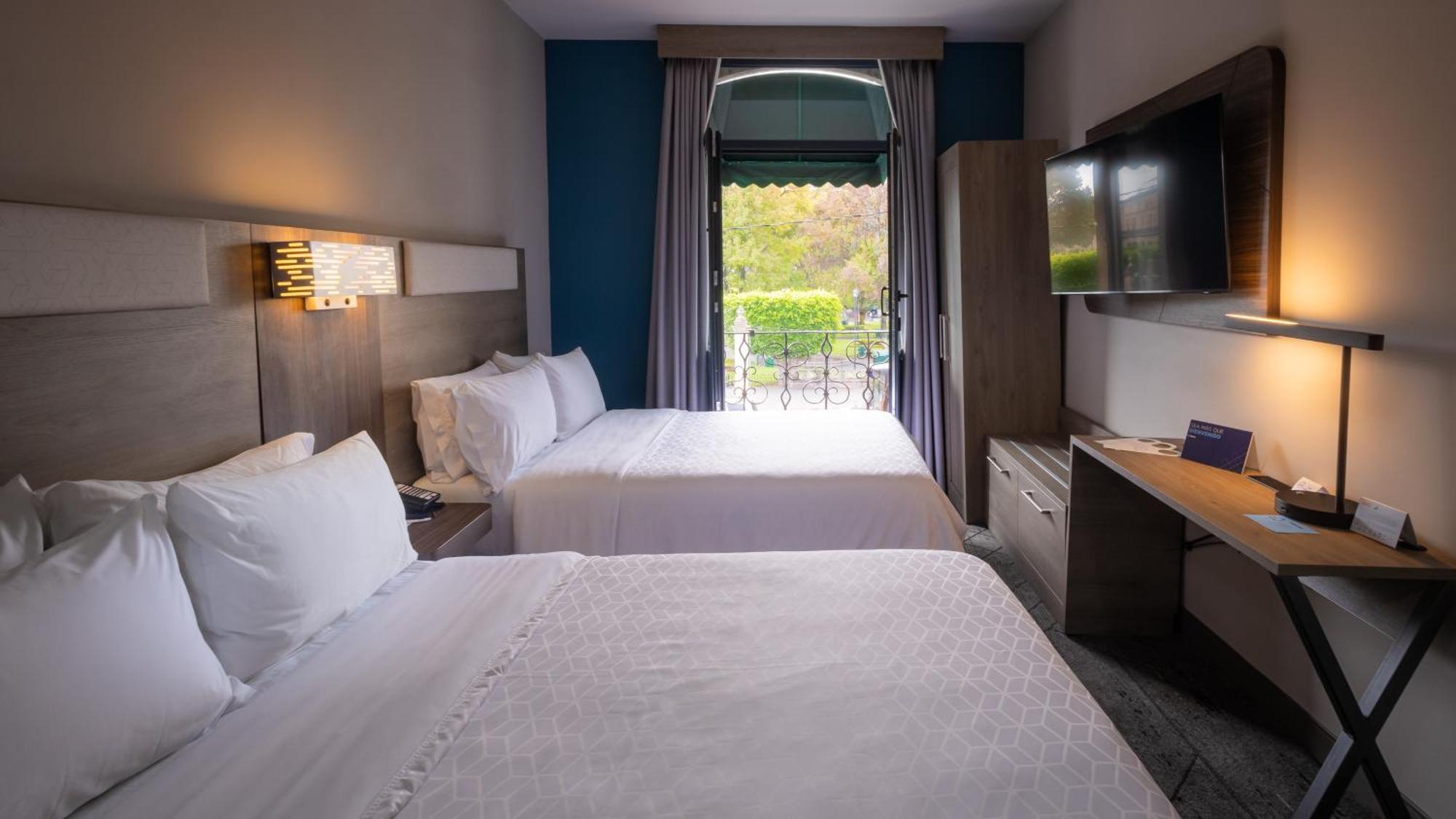 Holiday Inn Express Morelia Centro Historico Bagian luar foto