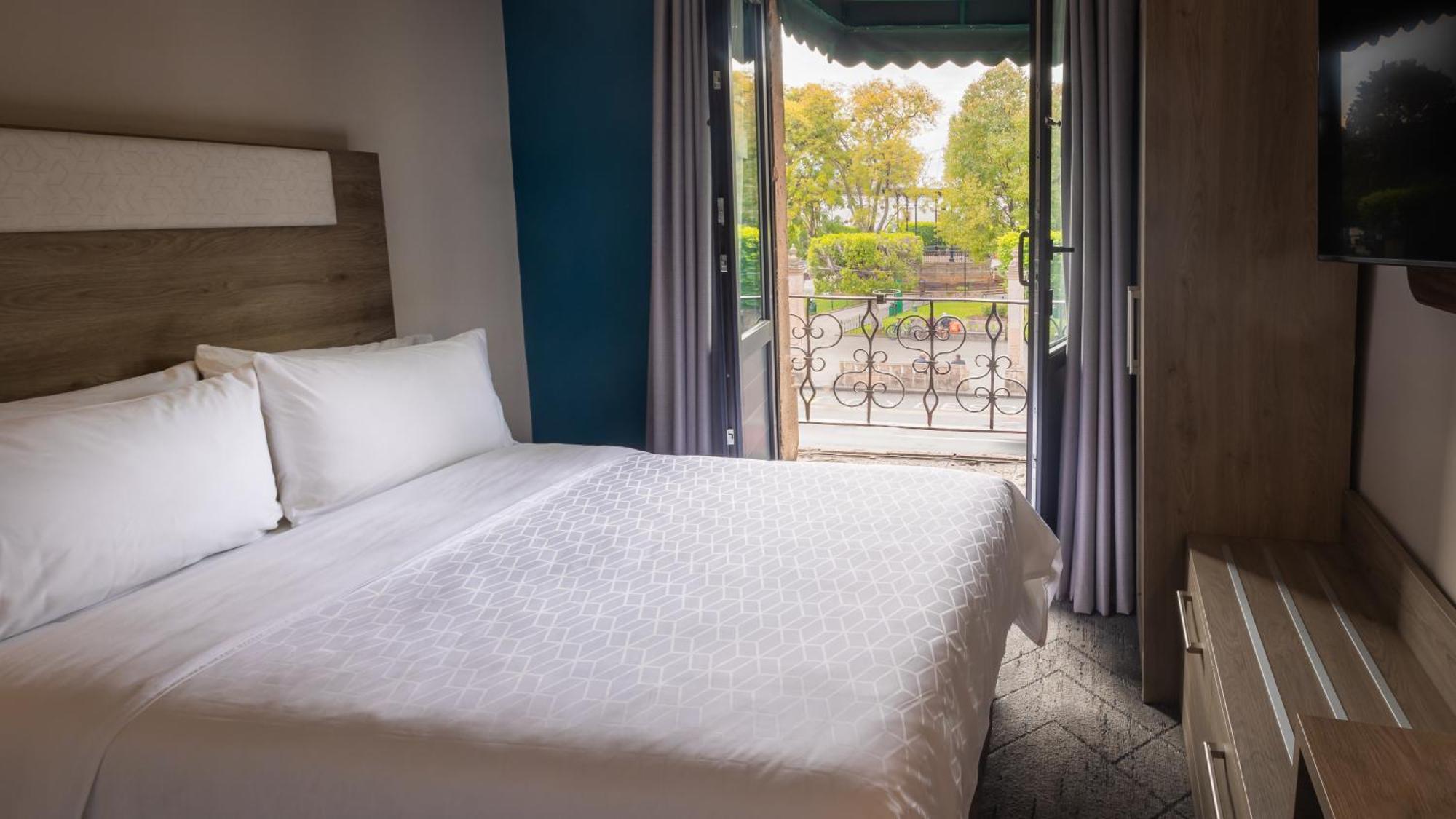 Holiday Inn Express Morelia Centro Historico Bagian luar foto