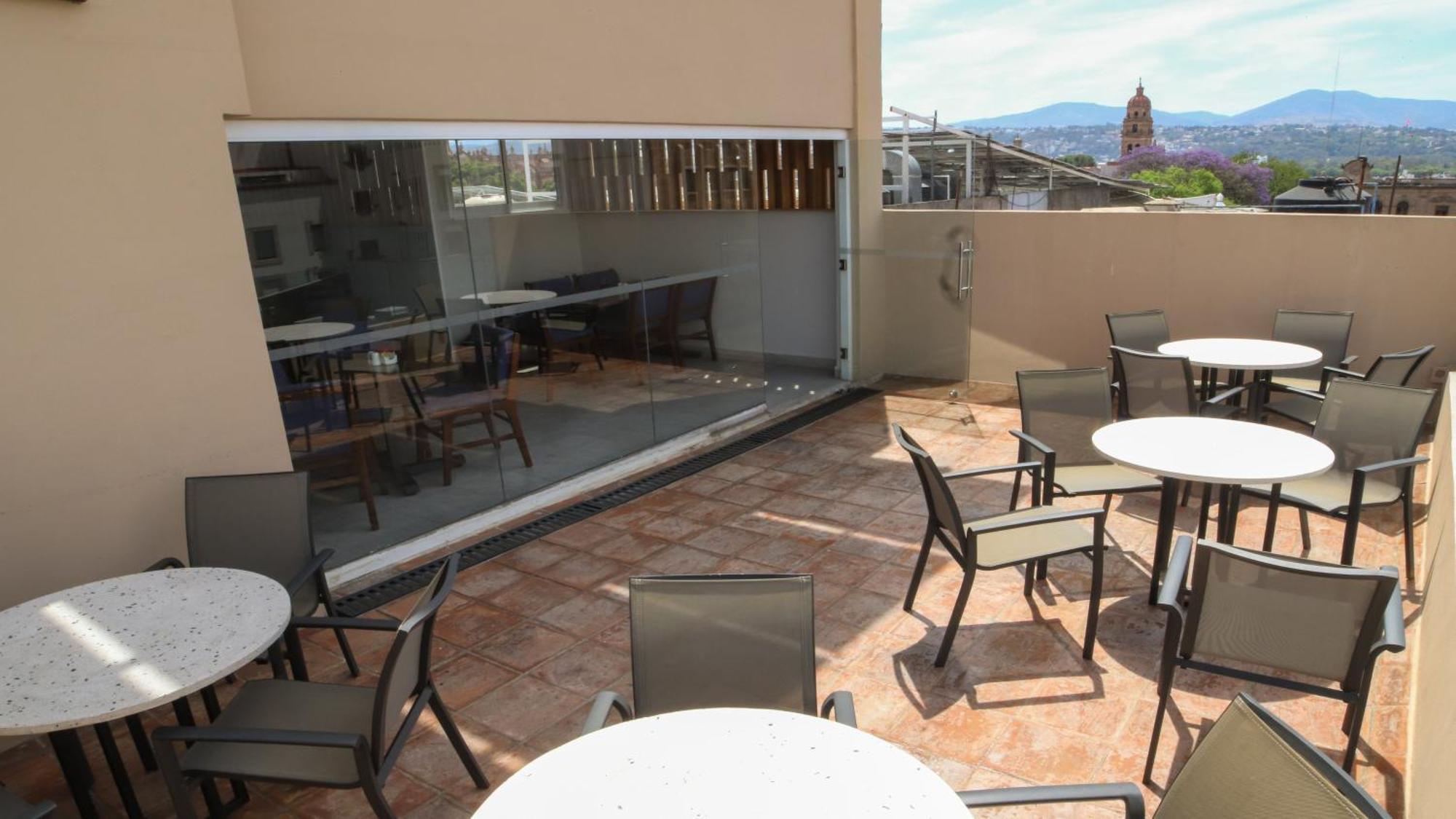 Holiday Inn Express Morelia Centro Historico Bagian luar foto